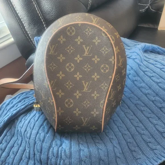 Louis Vuitton | Bags | Louis Vuitton Lv Backpack Bag M5125  display picture 3